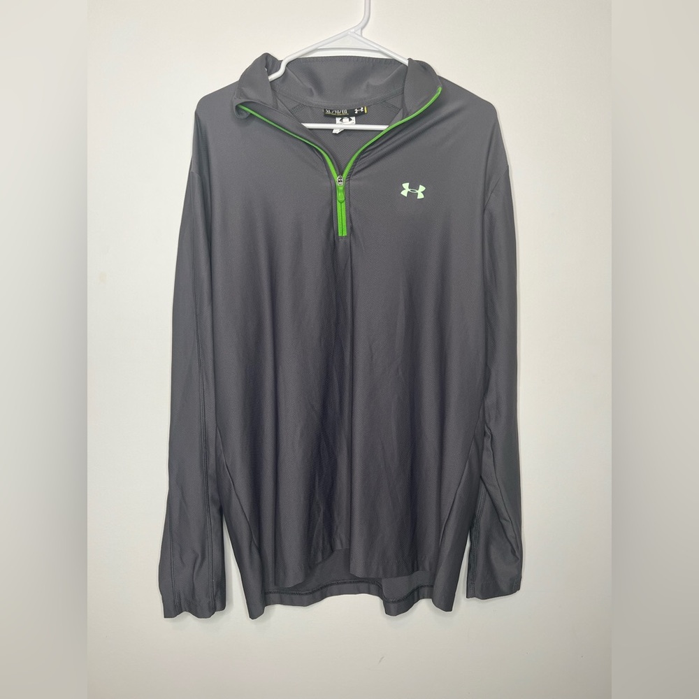 Under Armour • Mens 1/4 Zip • XL